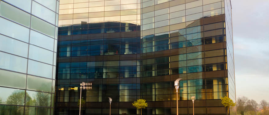 Gide and CMS Advise on Hines' Sale of Wola Center Office Complex in Warsaw to Trigea Real Estate Fund